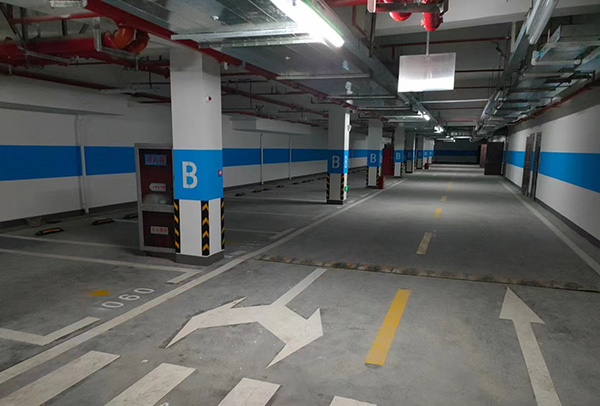 飛揚(yáng)蘇州車(chē)位劃線(xiàn)項(xiàng)目完美收官